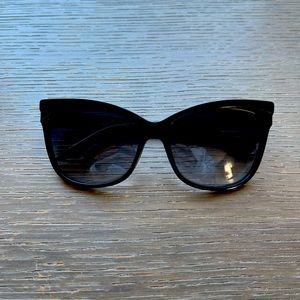 Christian Dior suavage2 sunglasses Cateye cat eye authentic